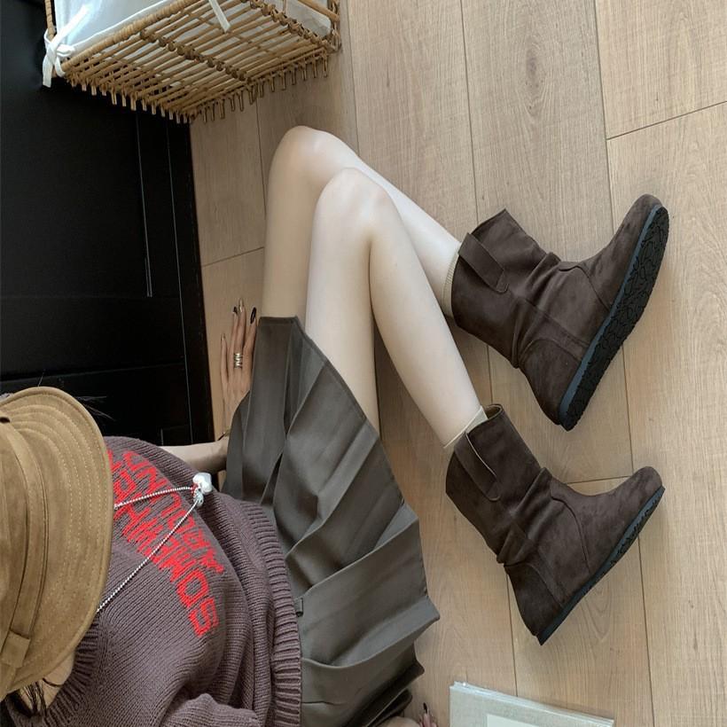 Leather popular pile boots women's round head flat bottom short boots 2025 autumn thin soft sole inner height increase western cowboy boots