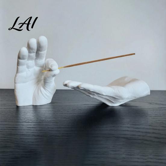 Study Room Desktop Ornaments Creative Hand Shape Incense Burner Resin Decorative Ornament Burner & Ash Collector Unique Office Desk Decorations Set