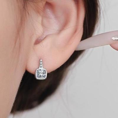 Valentine's Day Zirconia Earrings Women's Light Luxury Elegant Design Personalized Girlfriend Gift Fashion Temperament Square Ear Jewelry