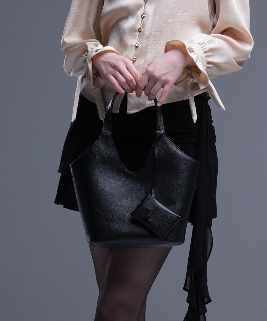 Eino Applinja Bag _ Black