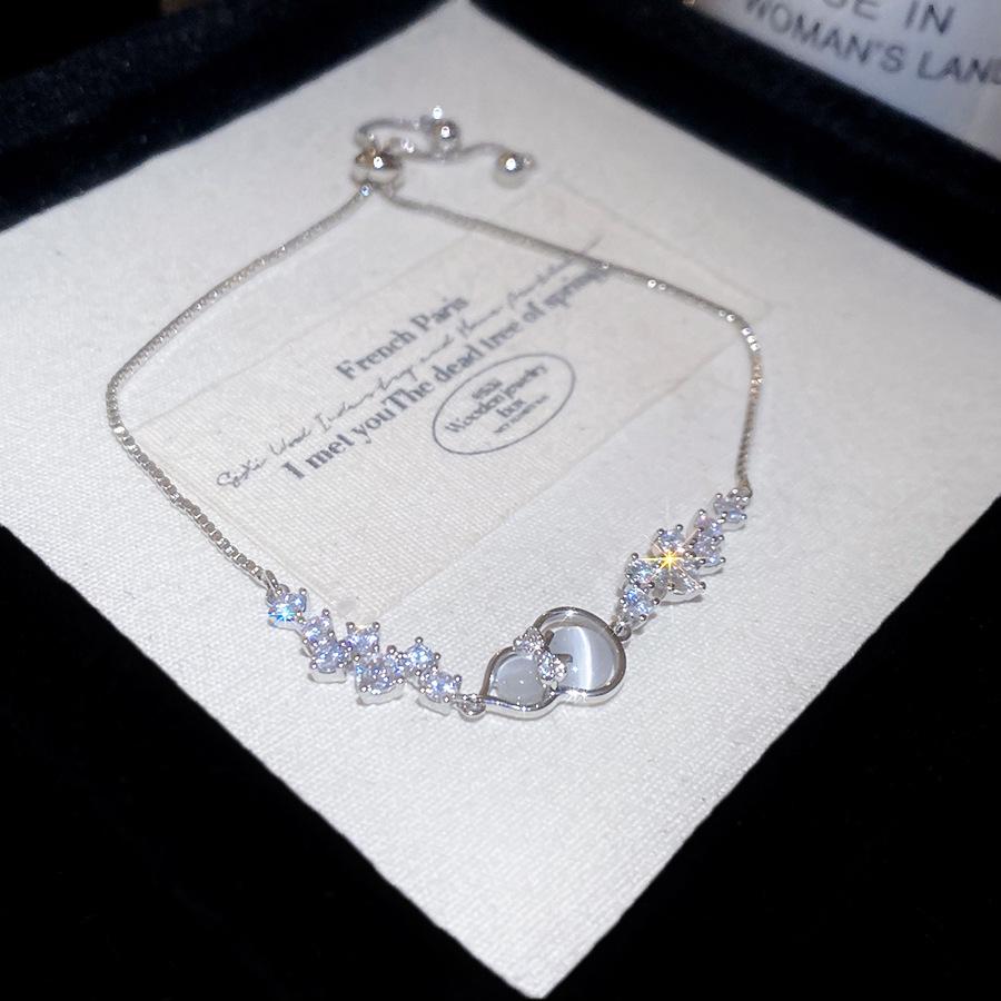 Korean Style Zircon Butterfly & Flower Mother-of-Pearl Bracelet - Light Luxury, Trendy, and Exquisite Women s Jewelry