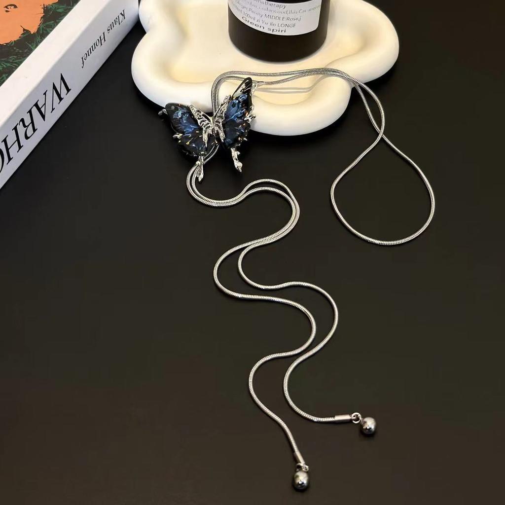 Y2K Spice Girl Pull Butterfly Necklace Female Niche Design Sense High Subculture Clavicle Chain Neck Strap Accessories Tide