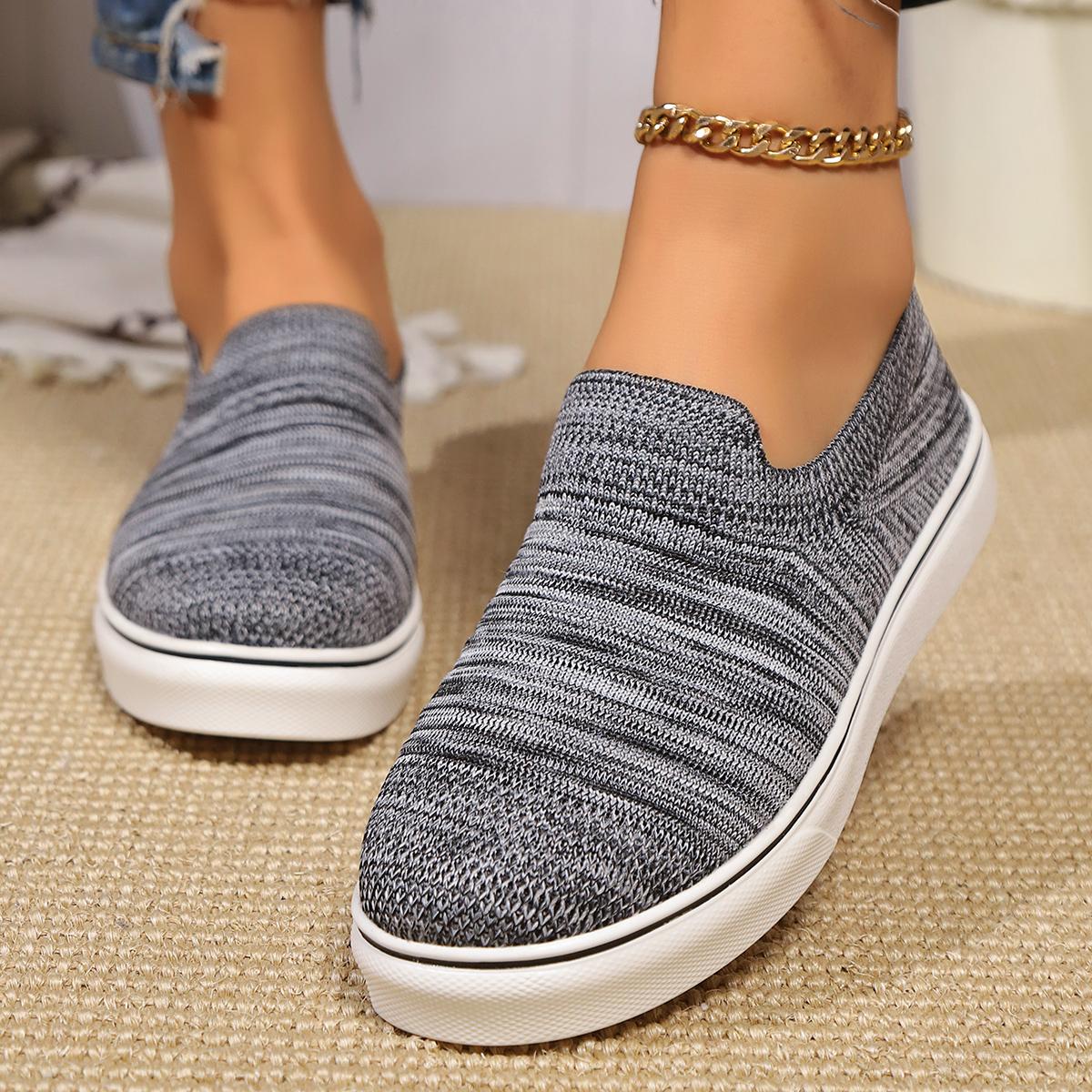 

Fashion Women s Summer Breathable Knitted Sneakers Slip On Lightweight Walking Shoes Woman Soft Comfort Low Top Casual Shoes Plus Size 43 серый