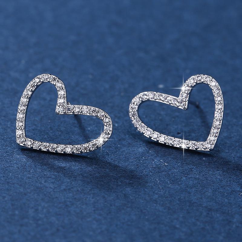 Korean Heart Rhinestone Stud Earrings: Geometric Jewelry for Women’s Unique Style