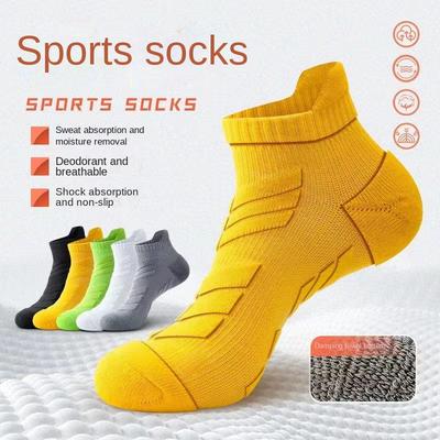 1 pár pánských outdoorových kotníkových ponožek, nárazy absorbujících a protiskluzových sportovních ponožek, savých pot a prodyšných ponožek s froté spodkem
