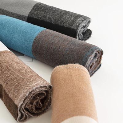Accessoires – Sjaals en hoofddoeken