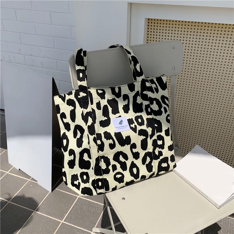 Fashion Simple Canvas Tote Bag Pink Leopard Print Bag Large Capacity Travel Handbags Versatile Shopping Shoulder Bag CLE