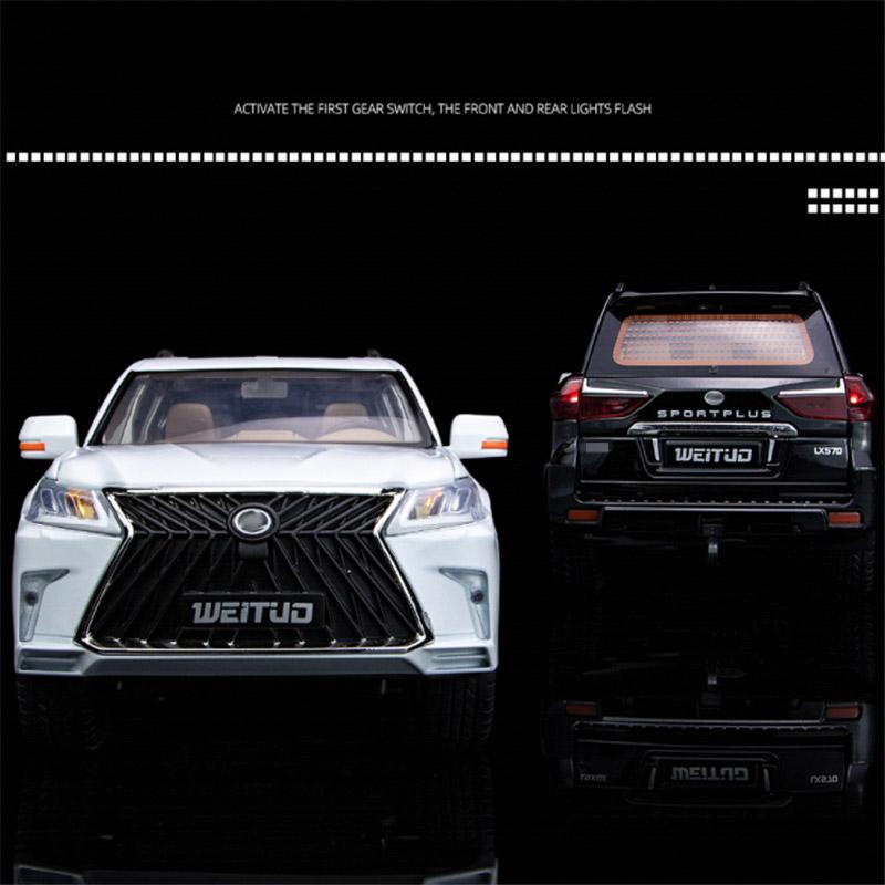 1/18 LEXUS LX570 SUV Toys Alloy Car Model Diecast Metal Giant Off-Road Vehicle Simulation Sound Light Hobbies Collectible Kid Toy Gift