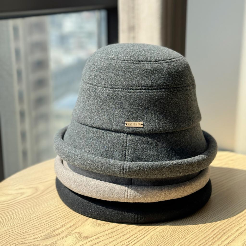 Neuer Stil Fischerhut für Damen im Herbst und Winter Wollmütze Japanischer Rollrand Kurze Krempe Sonnenhut Elegante Mütze