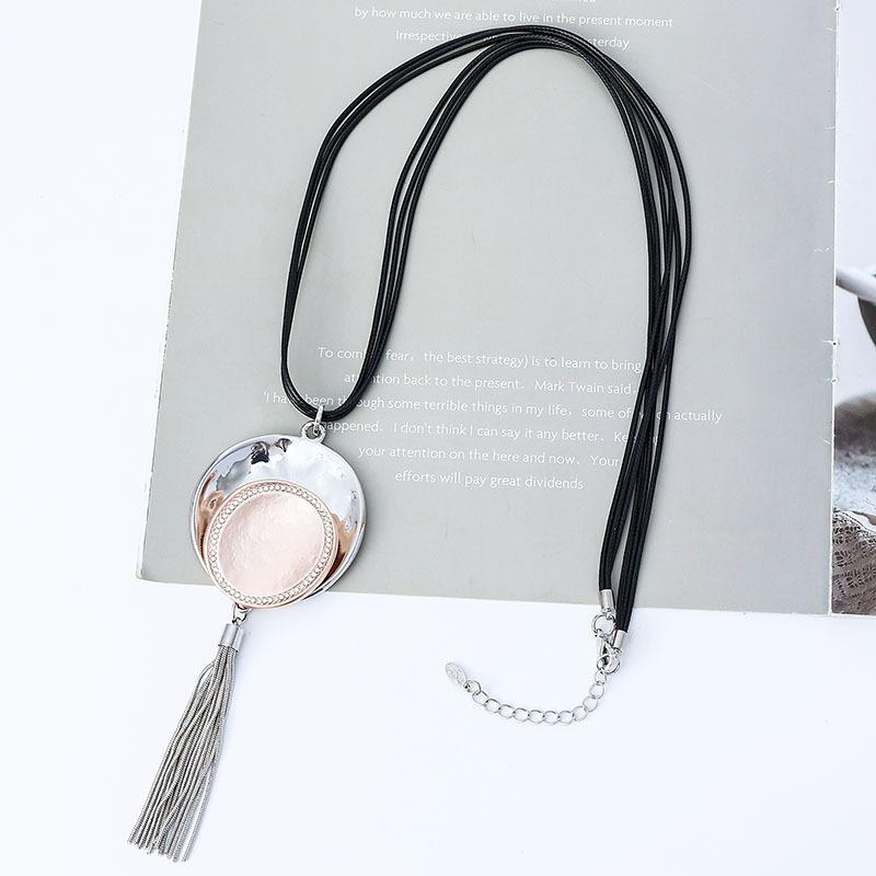 New women's necklace long high fashion retro personality trend pendant European and American