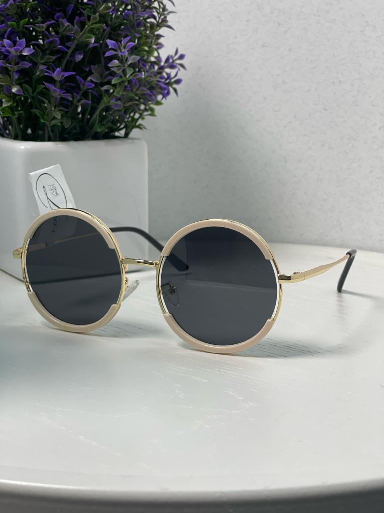 

Урожай жіночі сонцезахисні окуляри Круглі Окуляри Мода Відкритий пляжний відпочинок Сонцезахисні окуляри бежевий