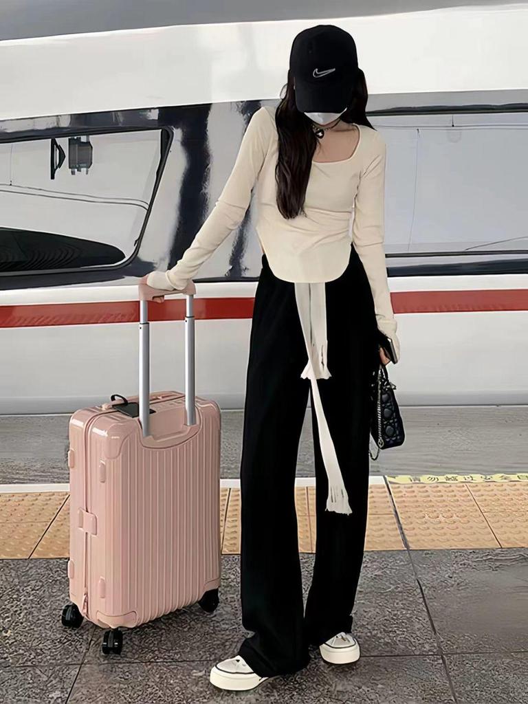 28-Inch Silent Universal Wheels Travel Suitcase with Combination Lock, Large Capacity, Student Zipper Style
