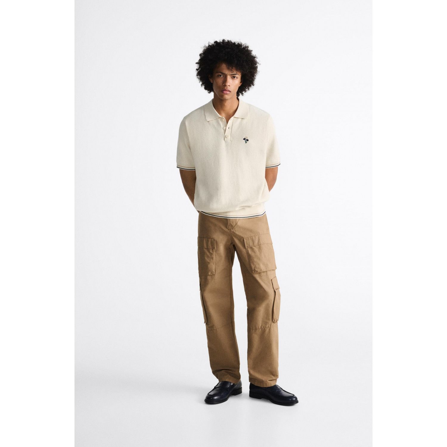 

EMBROIDERED KNIT POLO SHIRT