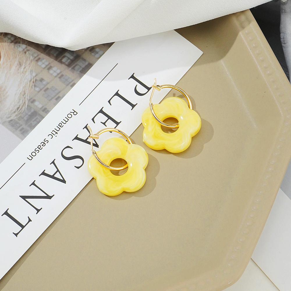 

Модные акриловые милые и милые серьги с цветами, модные простые женские ювелирные аксессуары