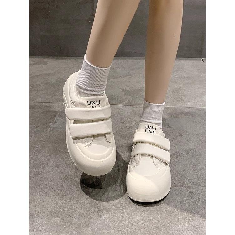 Round Head Thick Sole Big Head Shoes Women's 2025 Autumn Velcro Casual Shoes Ugly Cute Sports Shoes Height Increase Versatile Little White Shoes