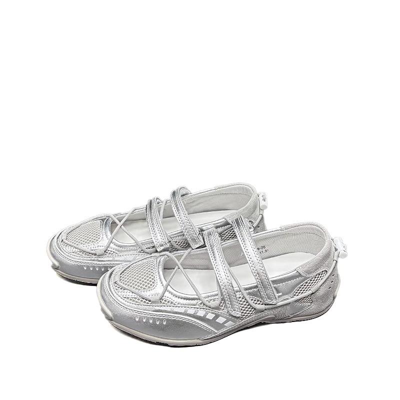 Evropské baleríny z hovězí kůže dámské 2025 léto nové stříbrné zapínání na suchý zip ležérní boty Mary Jane dámské jednobotky s nízkým výstřihem