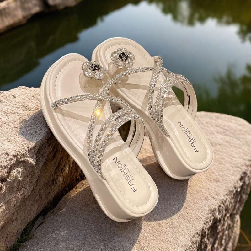 

French platform new sandals fashion summer with skirt wear rhinestones fairy one word drag roman two wear slippers 34