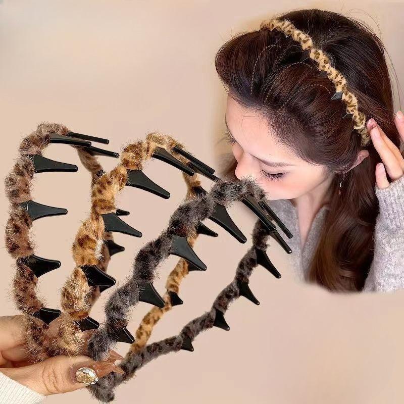 Sweet and Cool Leopard Print Spiked Wavy Hairband for Fluffy Face Wash and Hair Compression, Anti-slip Headband