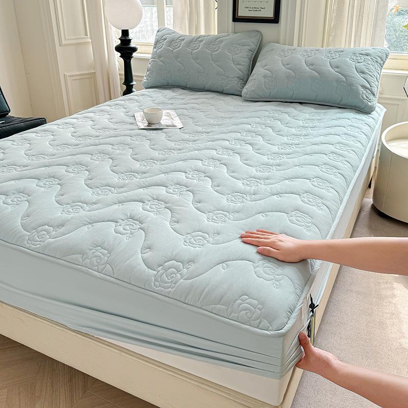 Pure Color Quilted Cotton Yarn-Dyed Bed Sheet & Bedspread Set
