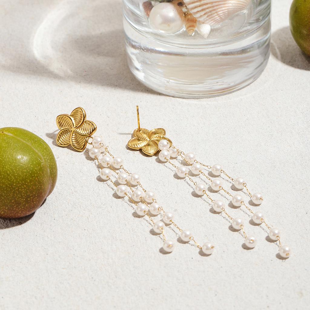 Design Sense Sweet Style 18K Gold, Freshwater Pearl Paper Clip Pendant Fringed Earrings Earrings