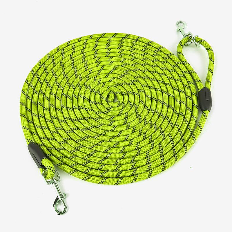 

New pet gardening supplies leash dog walking leash extended reflective dog training leash garbage box зелёный