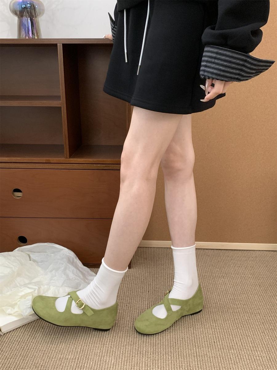 

2025 Simple and versatile suede cross with flat Mary Jane shoes retro inner height increase commuter ballet single shoes women 39 зелёный