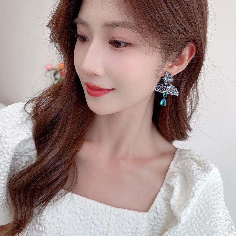 New retro court fan-shaped water drop earrings women's Chinese folding fan light luxury niche design personalized earrings