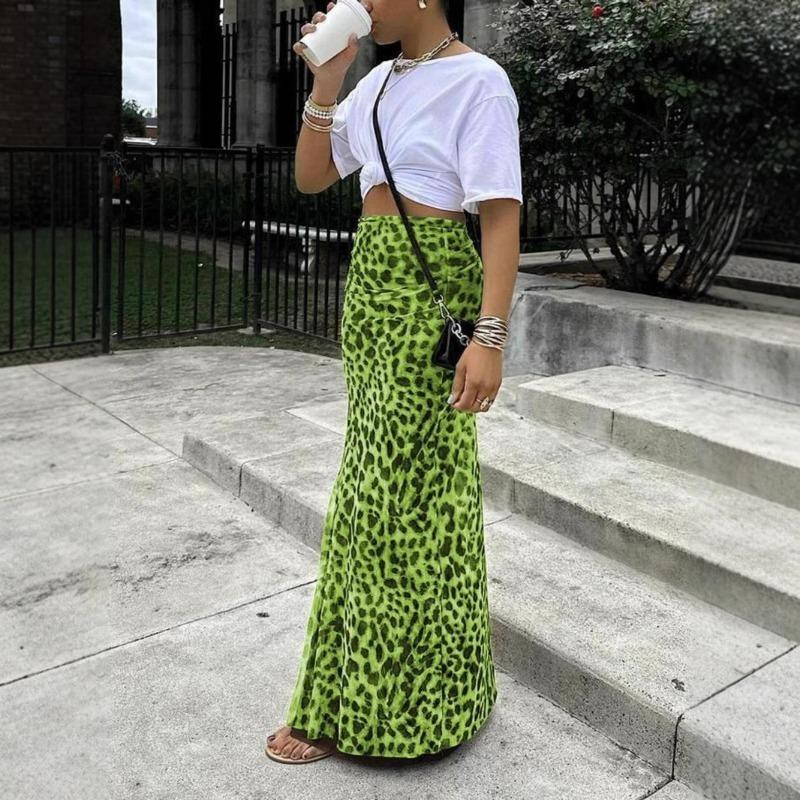 Classic Women's Leopard Print Style Fishtail Skirt Long Casual Daily Best-selling Spring and Summer Version Dress Fit