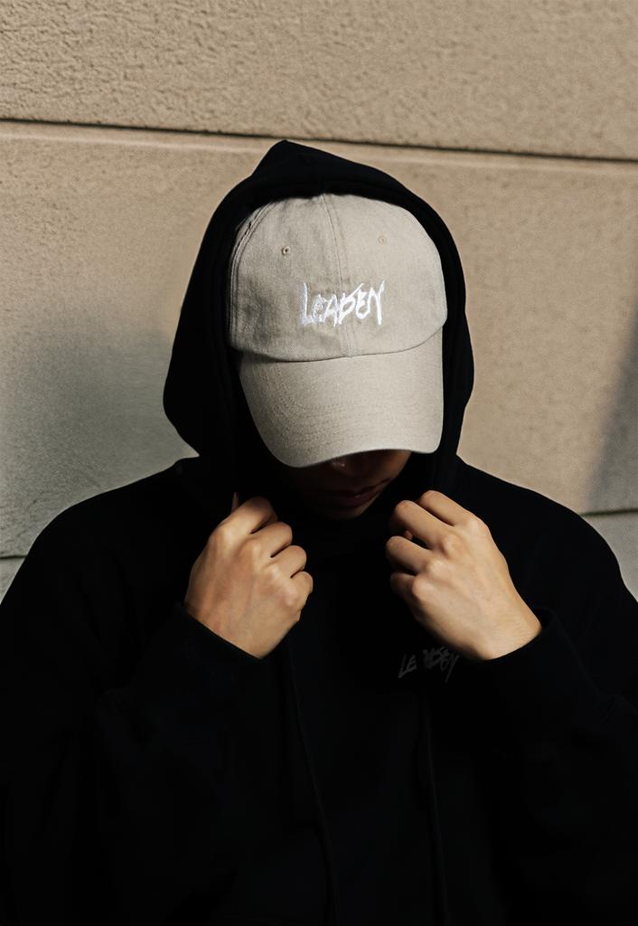 LEADEN Vintage Washed Calligraphy Ball Cap [Beige]