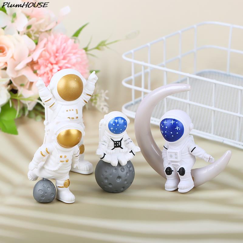 3/4Pcs Astronaut Figure Statue Figurine Spaceman Sculpture Educational Toy Desktop Home Decor Astronaut Model For Kids Gift