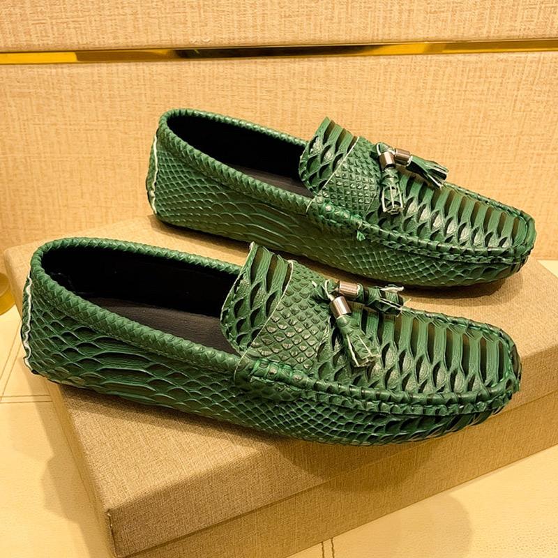 Man Shoes Handmade PU Leather Men Casual Shoes Brand Mens Breathable Slip On Green Driving Shoes Plus Size 38-48