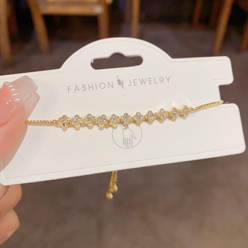 Unique and trendy zircon bracelet - women's light luxury, versatile design