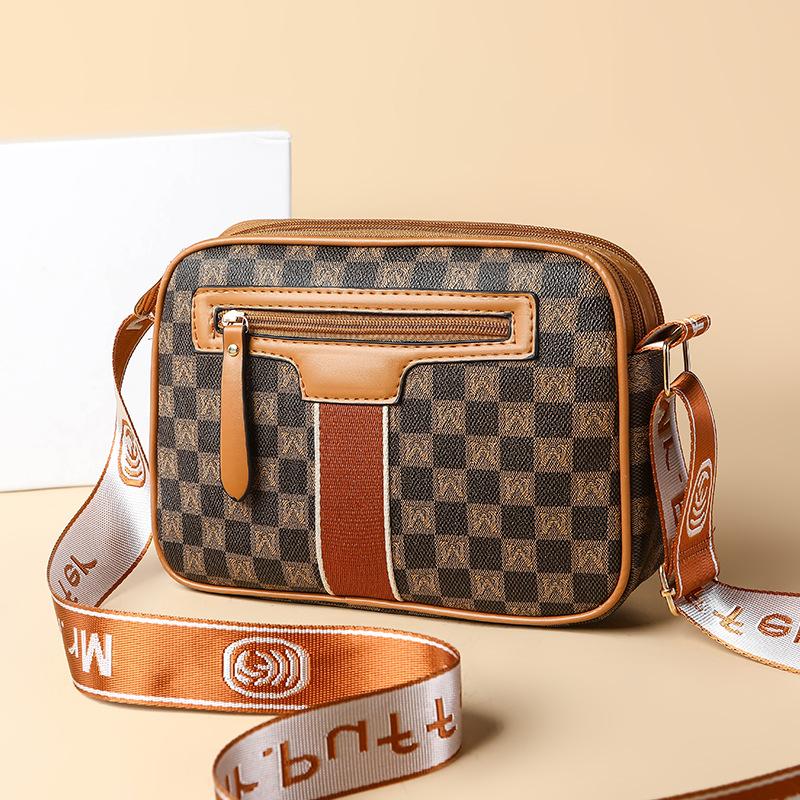 Women's Bag Spring Versatile Fashion Crossbody Bag Simple and High-end Single-shoulder Mobile Phone Small Square Bag