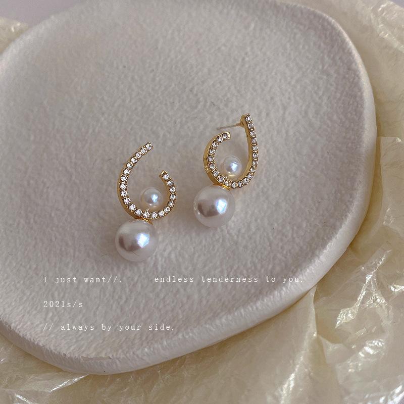 Silver Needle Twisted Diamond Pearl Earrings Simple Versatile Dinner Earrings Korean Ins Style Niche Earrings Women
