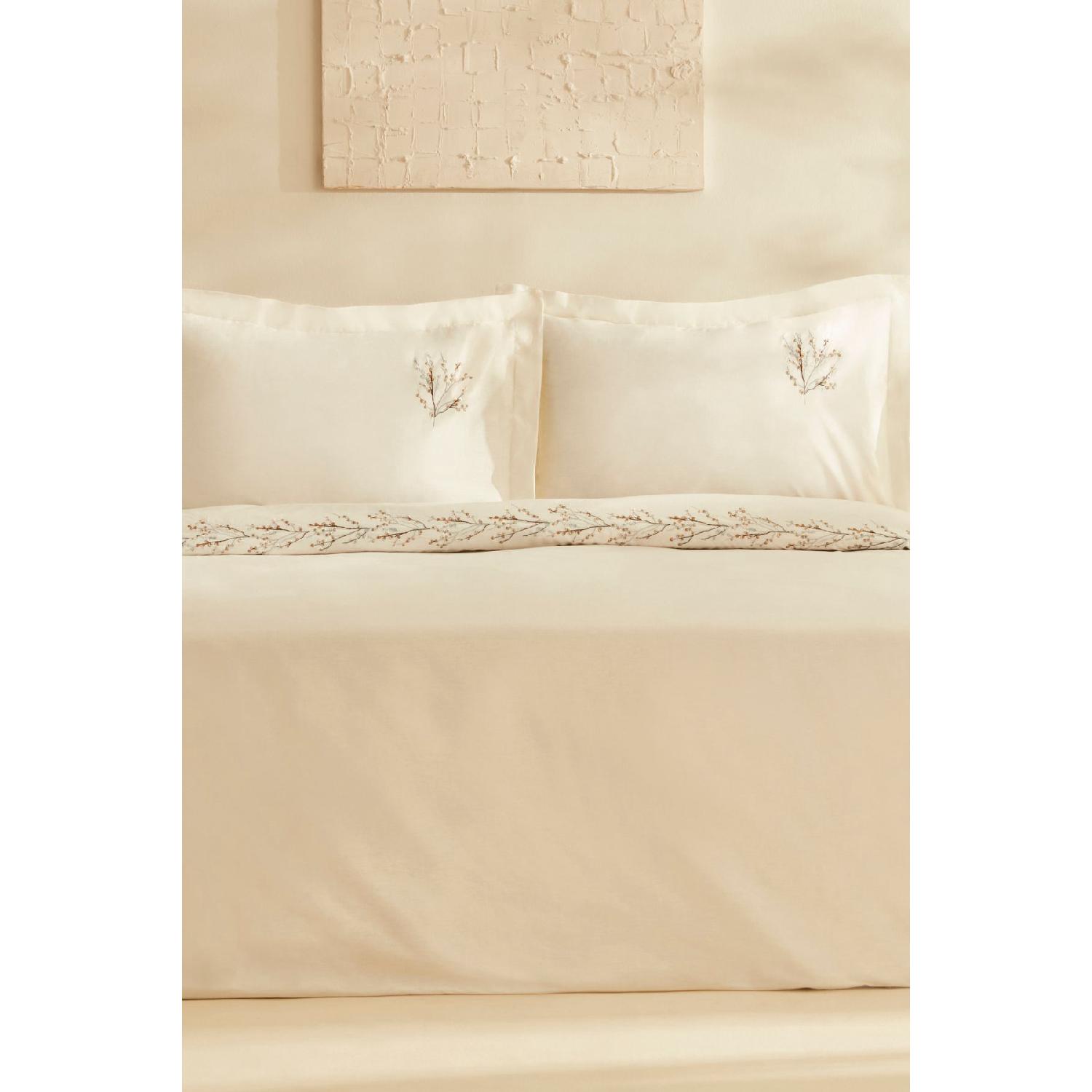 

Dorado Double Embroidered Duvet Cover Set Mustard гірчичний