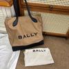 [Pre-Owned] Classic Commuter Large Capacity Logo Print Color Block Canvas Tote Bag - Excellent #A4EBXE