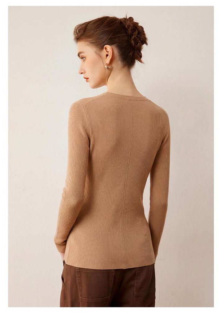 Women's Cross V-Neck Striped Wool Knit Pullover, Slim-Fit Base Layer for Autumn/Winter