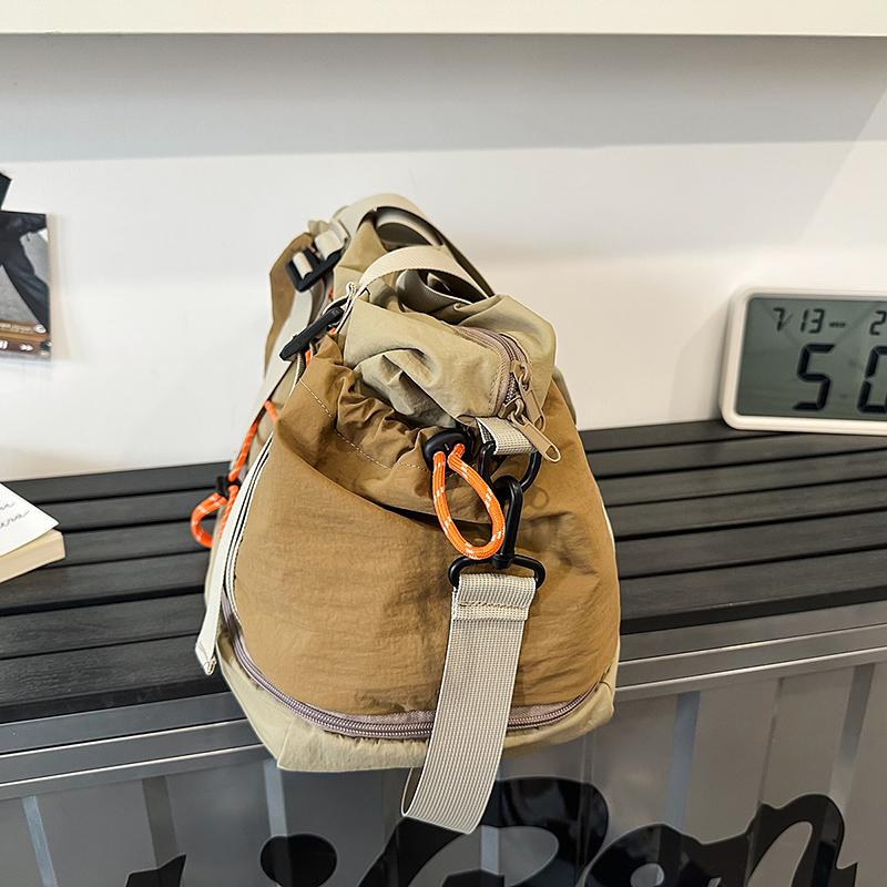 Shoulder Bag Nylon Water-Repellent Travel Bag with Separation Shoes Bags Fitness Bag