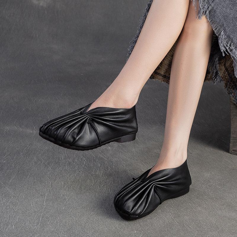 Johnature Retro Handmade Pleated Flats Genuine Leather Round Toe Soft Soled Lightweight Women's Slip-on Shoes