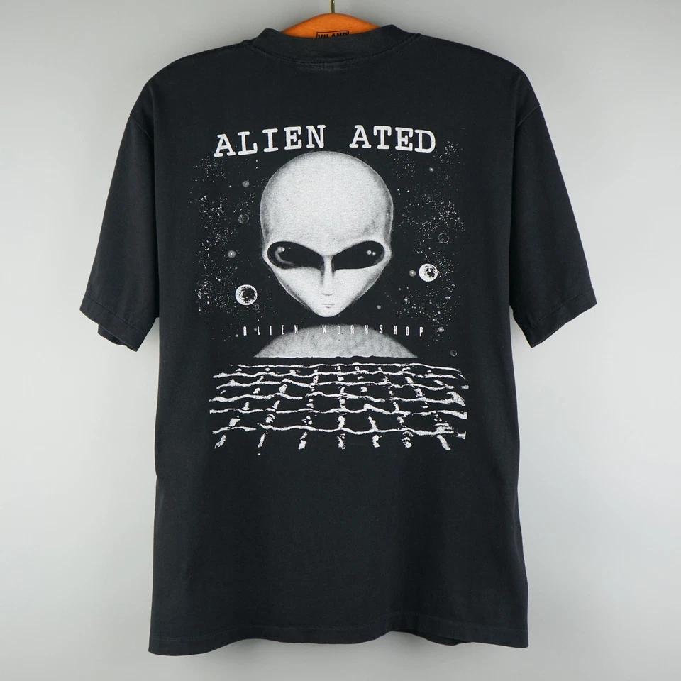 Vintage 1990s Alien Unisex TShirt Streetwear Harajuku