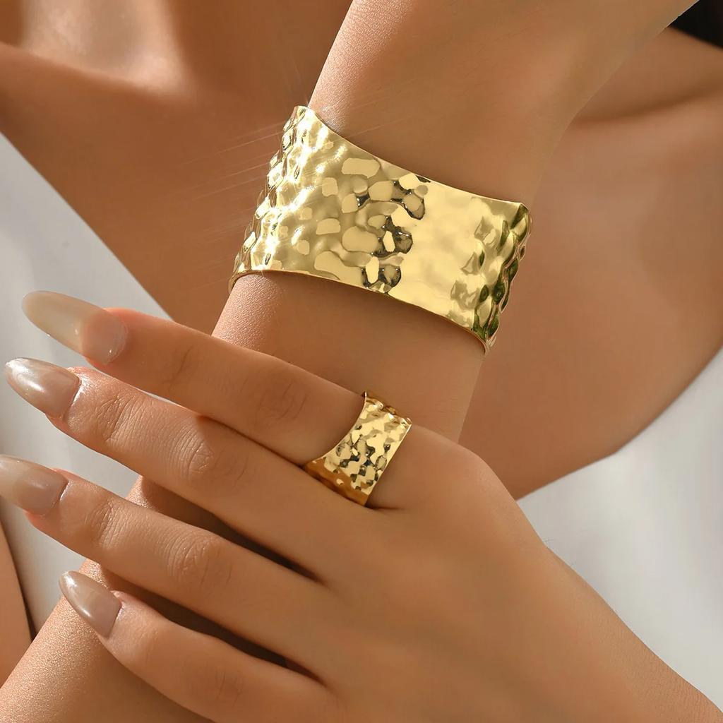 Vintage Fashion Folded Leaf Bracelet Spiral Opening Adjustable Ring Set for Women Girls Holiday Party Fashion Jewelry BS031