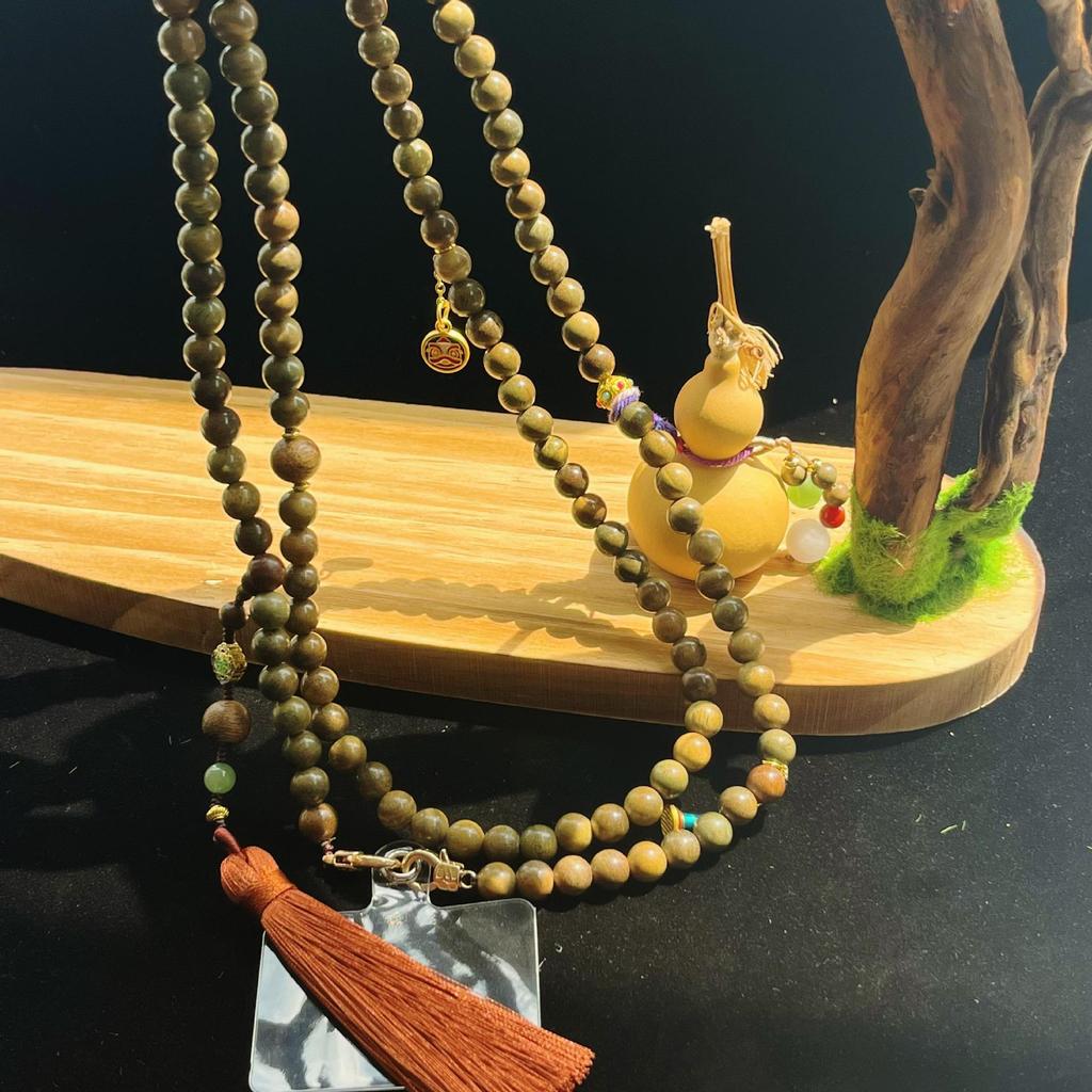 Yang Mi Style Green Sandalwood & Red Agate Gourd Bracelet with Crossbody Phone Chain