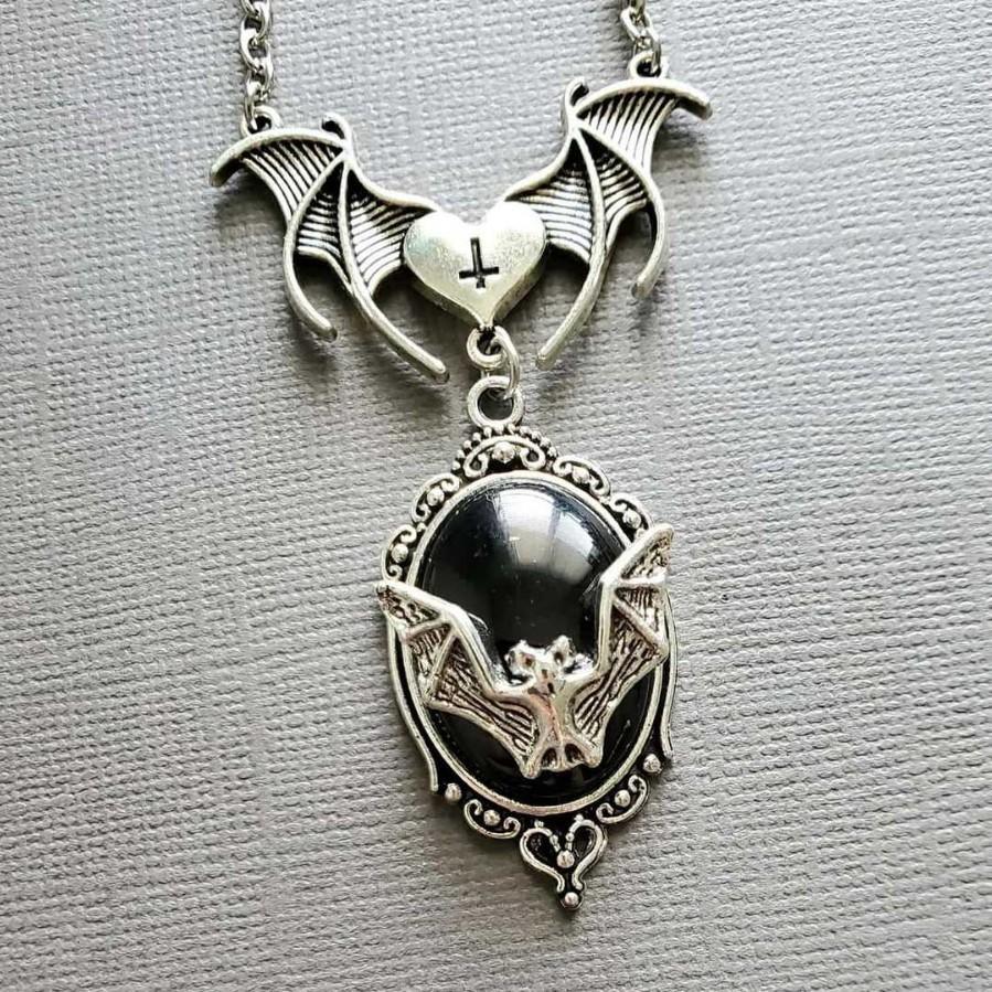 Gothic Vampire Bat Pendant Necklace With Silver Cross Chain For Party Wear