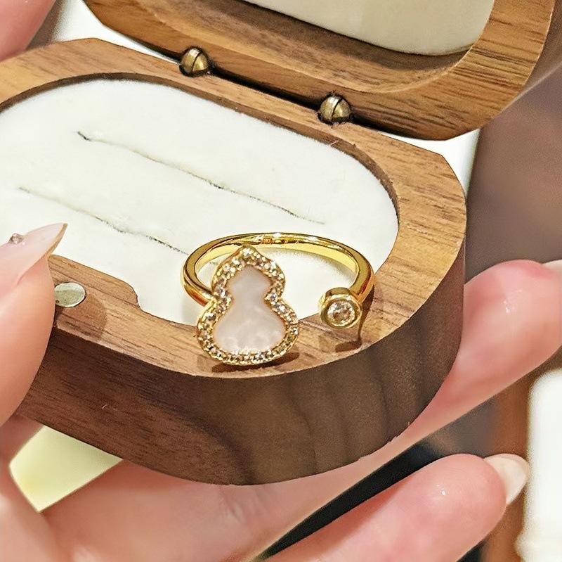 Fee Hepburn Stil Einzigartiger Ausländischer Stil Emaille Kürbis Offener Ring Zeigefinger Ring Nische Hohes Gefühl Mittelalterlicher Ring Mädchen