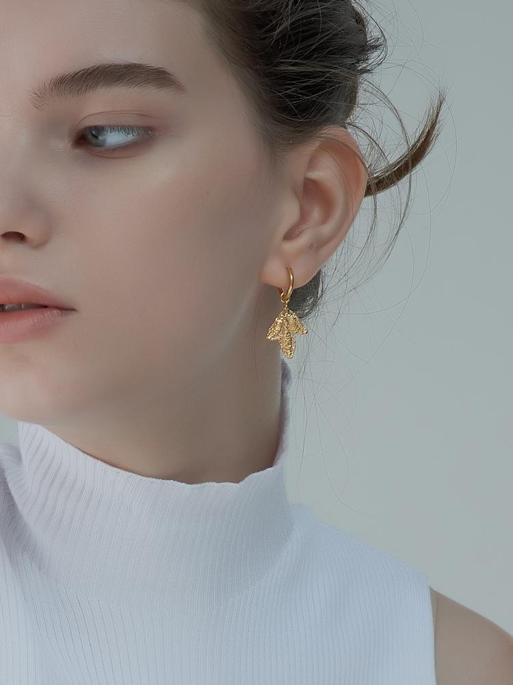 Elyona Fig Pendant Earrings
