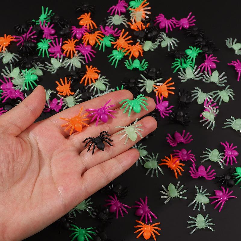 50-200Pcs Halloween Mini Spiders Kids Tricky Toys Gift Halloween Party Home Indoor Outdoor Decoration Haunted House Horror Props