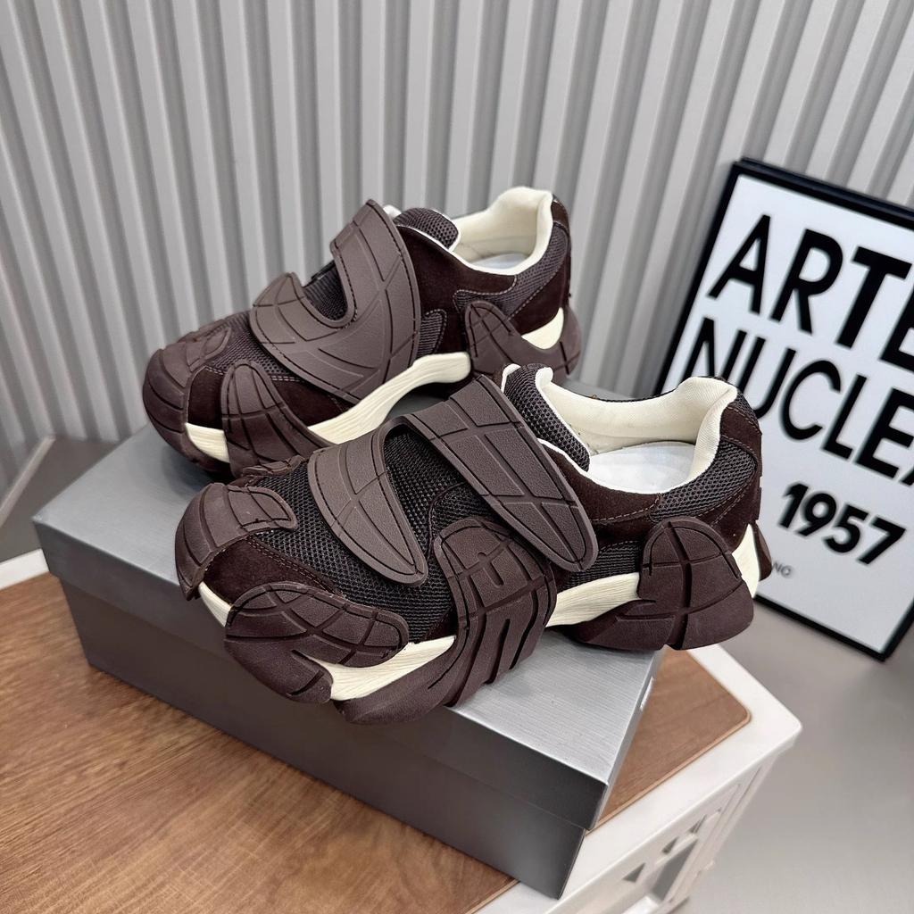 Yueyu 2025 New Platform Dad Shoes Women's Height Increase Casual Versatile Fashion Sports Shoes Fashion Versatile Women's Shoes