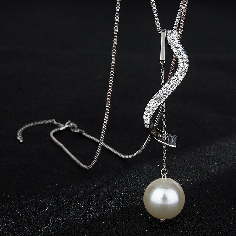 

Necklace Long Luxurious For Women With Trendy Geometric Design And Elegant Details Pearl White Gold