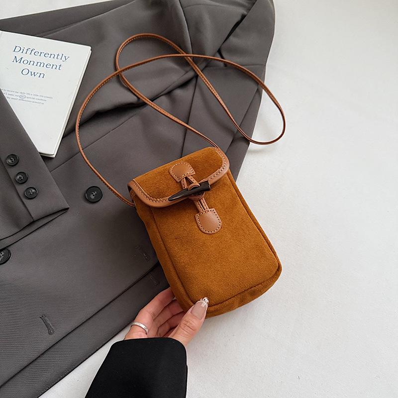 2025 autumn new hair bag contrasting color simple casual shoulder crossbody small bag women's retro furry bag