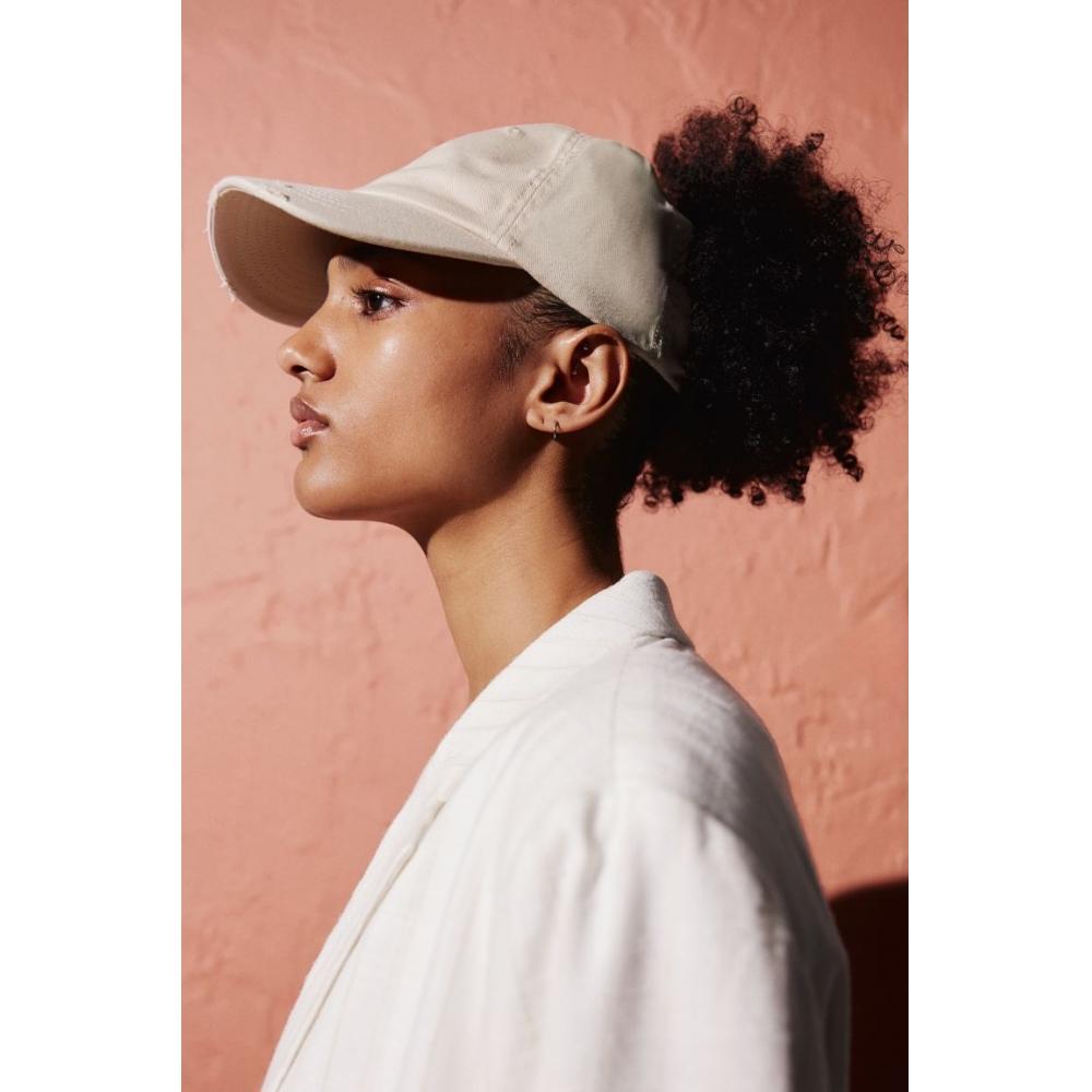 

Кепка HM из хлопкового твила светло-бежевого цвета